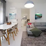 Spacious Apartment Nearby Parliament