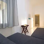 Spacious Apartment Nearby Parliament